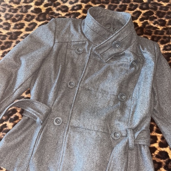 Gray Jacket - Picture 5 of 7